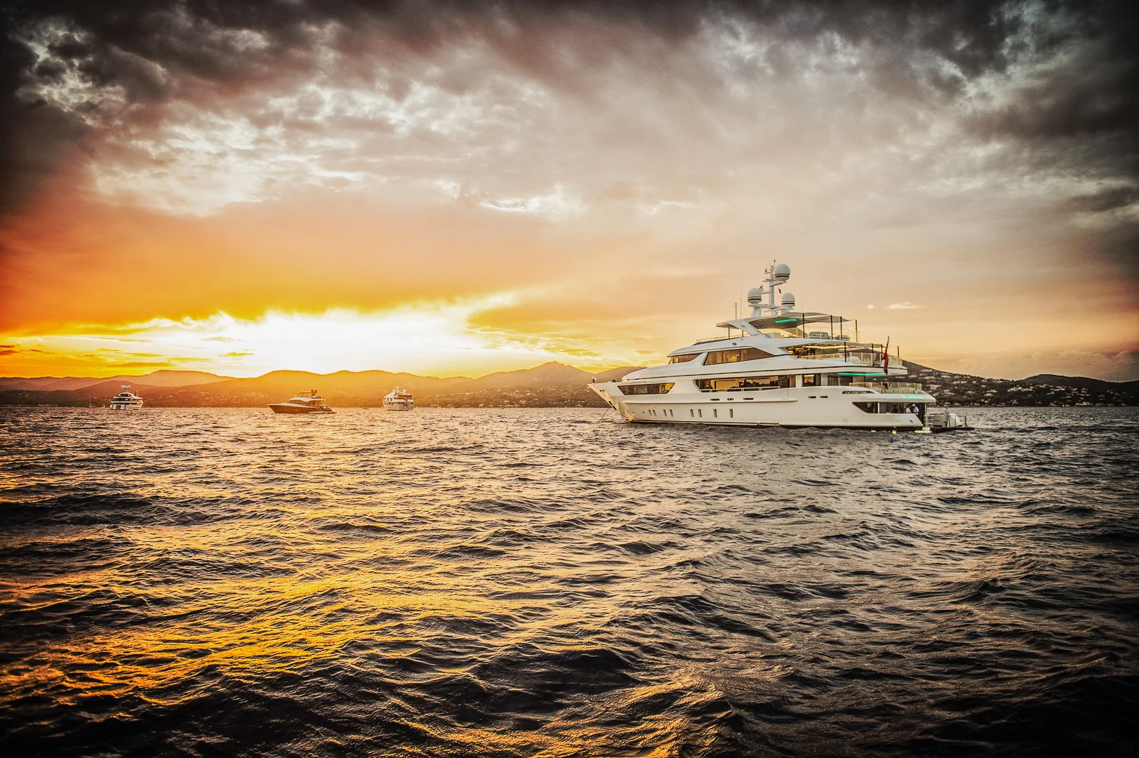 Exterior photography by Andrejs Zavadskis - Photo 23