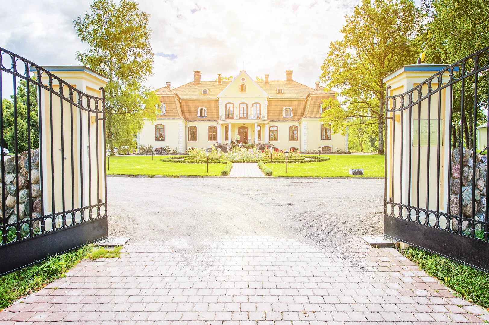 Exterior photography by Andrejs Zavadskis - Photo 40