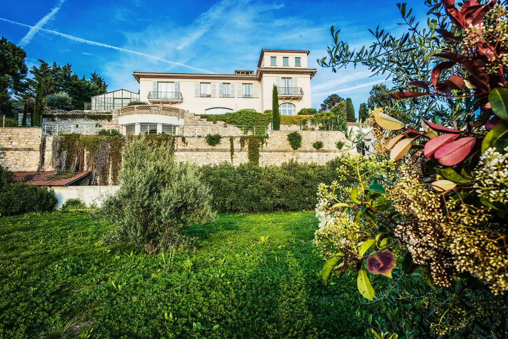 Exterior photography by Andrejs Zavadskis - Photo 53