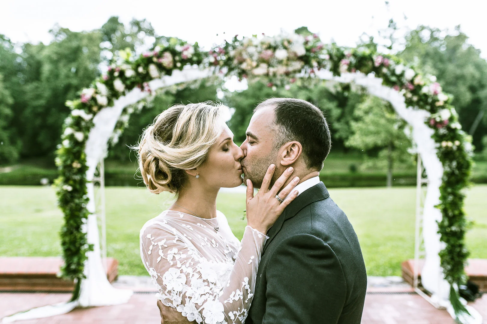 Wedding photography by Andrejs Zavadskis - Photo 53